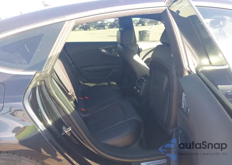 2017 Audi A7 3.0T Premium Plus z USA, uszkodzony, nr VIN WAU22AFC8HN011012